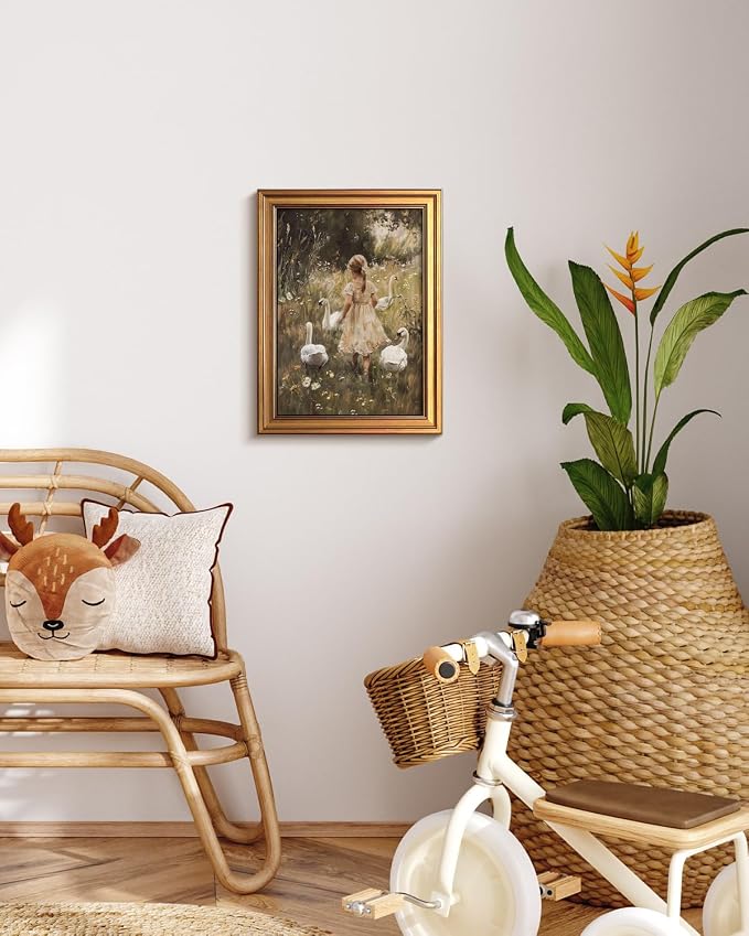 VIYYIEA Vintage Gold Framed Wall Art - Image 6