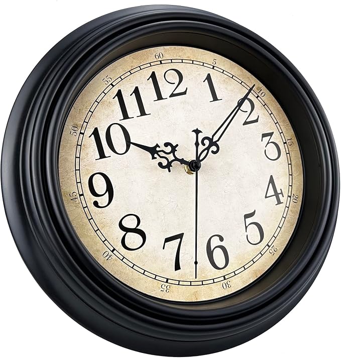 Plumeet Small Retro Wall Clock - Image 4