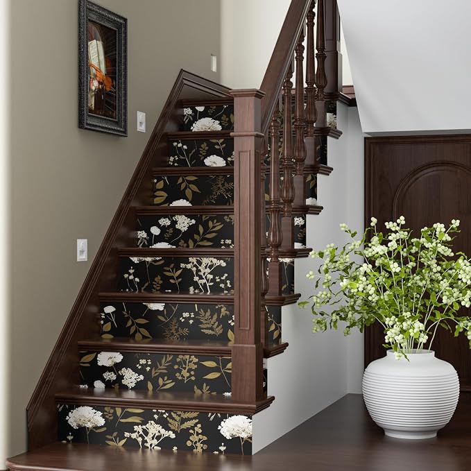 Laatse Dark Floral Wallpaper Peel and Stick Boho Wallpaper 17.5in x 393in - Image 4