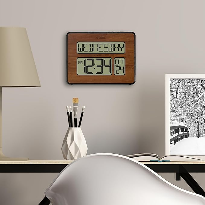 La Crosse Technology 513-1419-WA-INT Atomic Large Full Digital Calendar Clock - Image 3