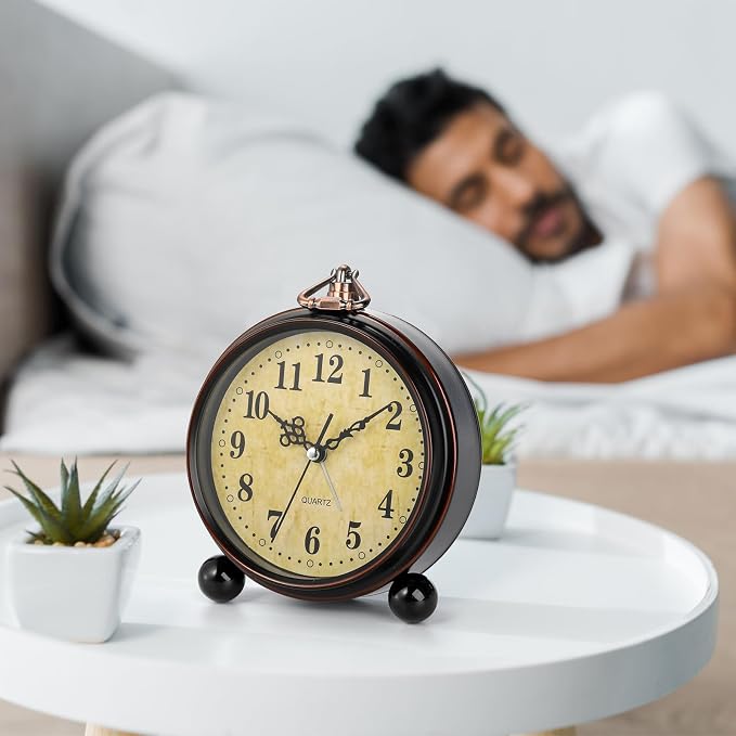 Pumtus 2 Pack Vintage Retro Analog Alarm Clocks, 5.2 Inch Silent Non Ticking - Image 5