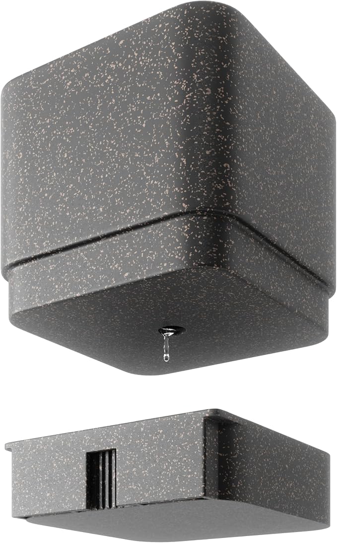 Umbra Cubiko Wall Planter with 4 Lightweight and Durable Pots - Image 13